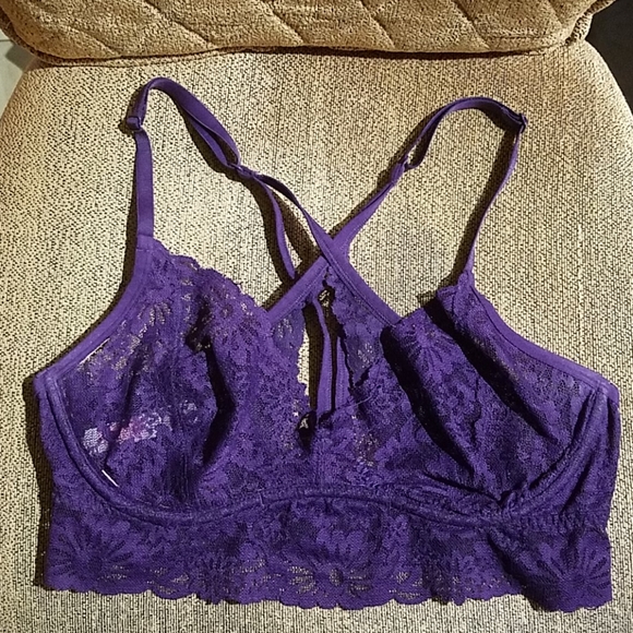 PINK Victoria's Secret Other - PINK Victoria Secret Push Up Lace Bralette Bra